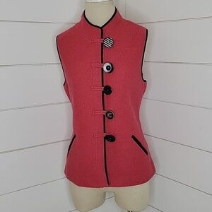 CARSON medium pink wool vest with black buttons
